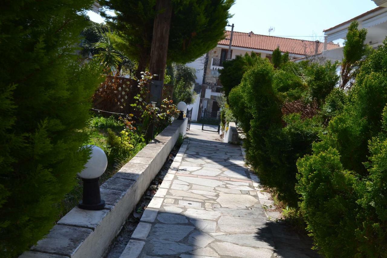 Roses Rt Apartments Skioni II Νέα Σκιώνη Εξωτερικό φωτογραφία
